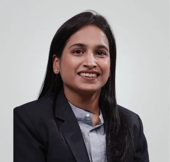 Aayushi Shah Headshot